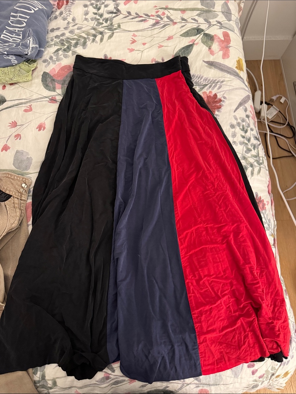 & Other Stories Colorblock Skirt in Black, Navy & Red